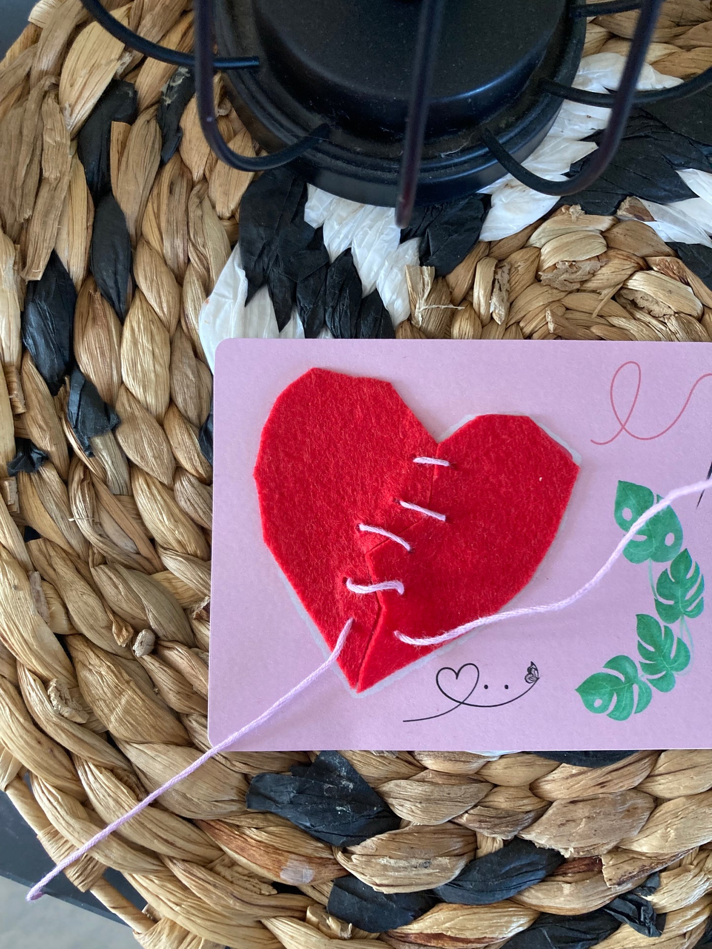 Carte à recoudre UN POINT À LA FOIS