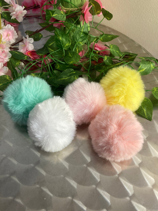 Lot 78 pompons 8 cm